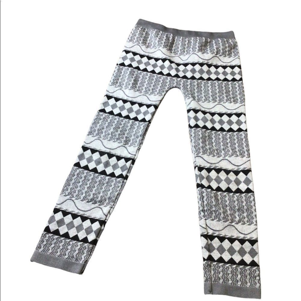 One size fits most leggings size 7-16